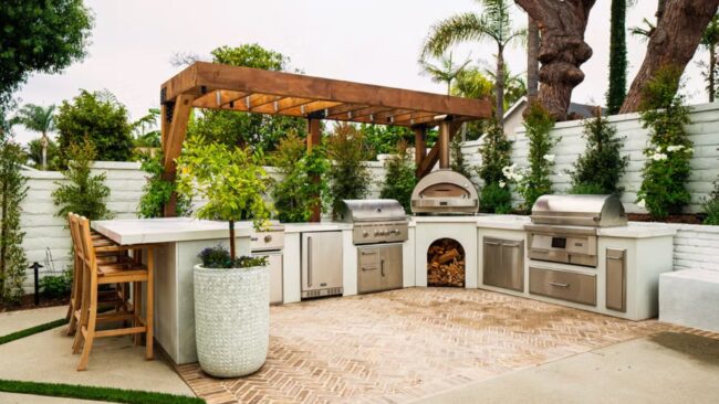 Outdoor Kitchen Designs