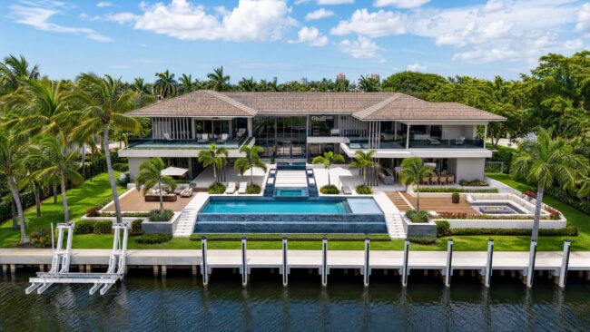 Berndorf Bäderbau vs. Stainless Steel Pools: The 2026 Buyer’s Comparison